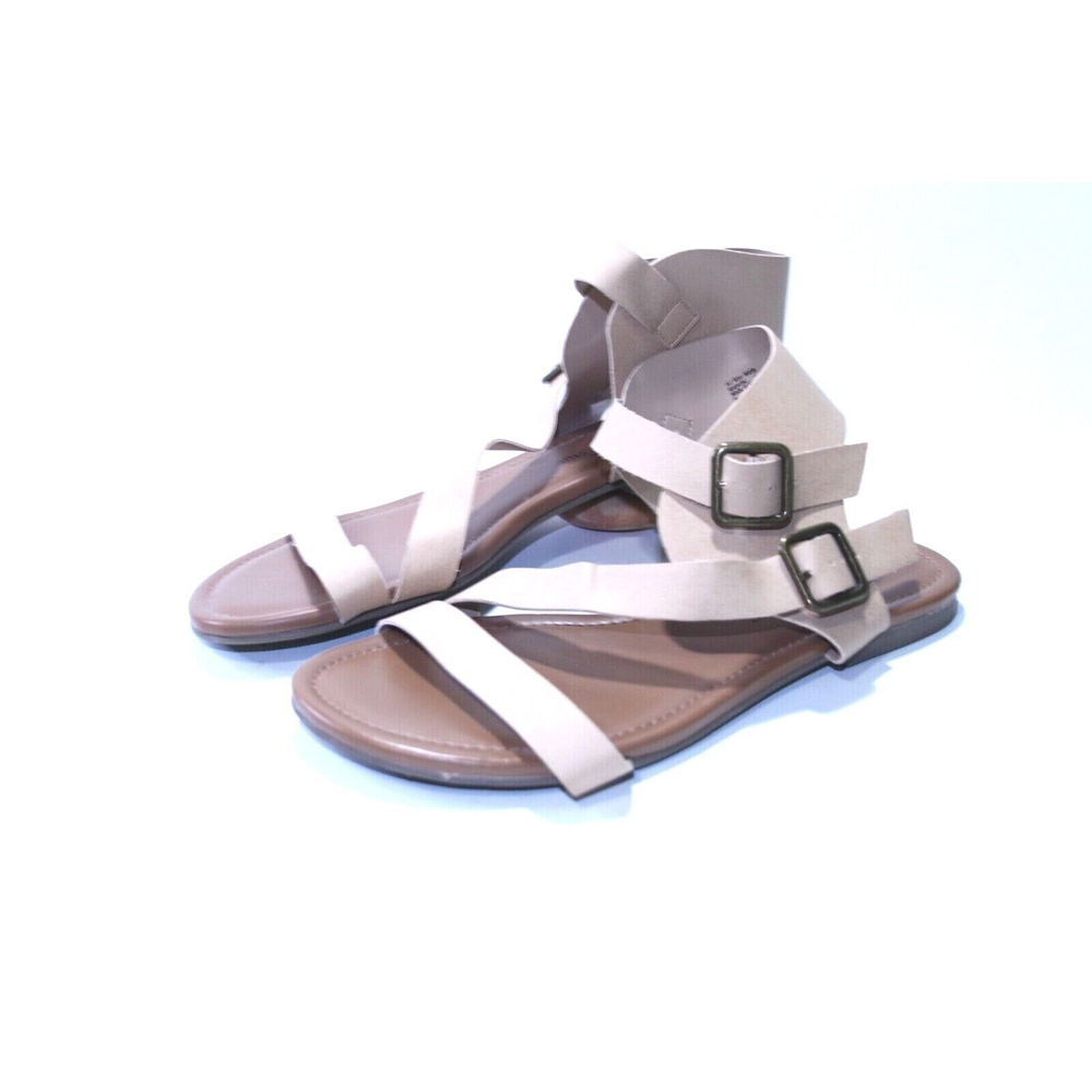 Women's Montego Bay Club Tan Strappy 2 Strap 2 Buckle Brown Flat Sandals Size 7W